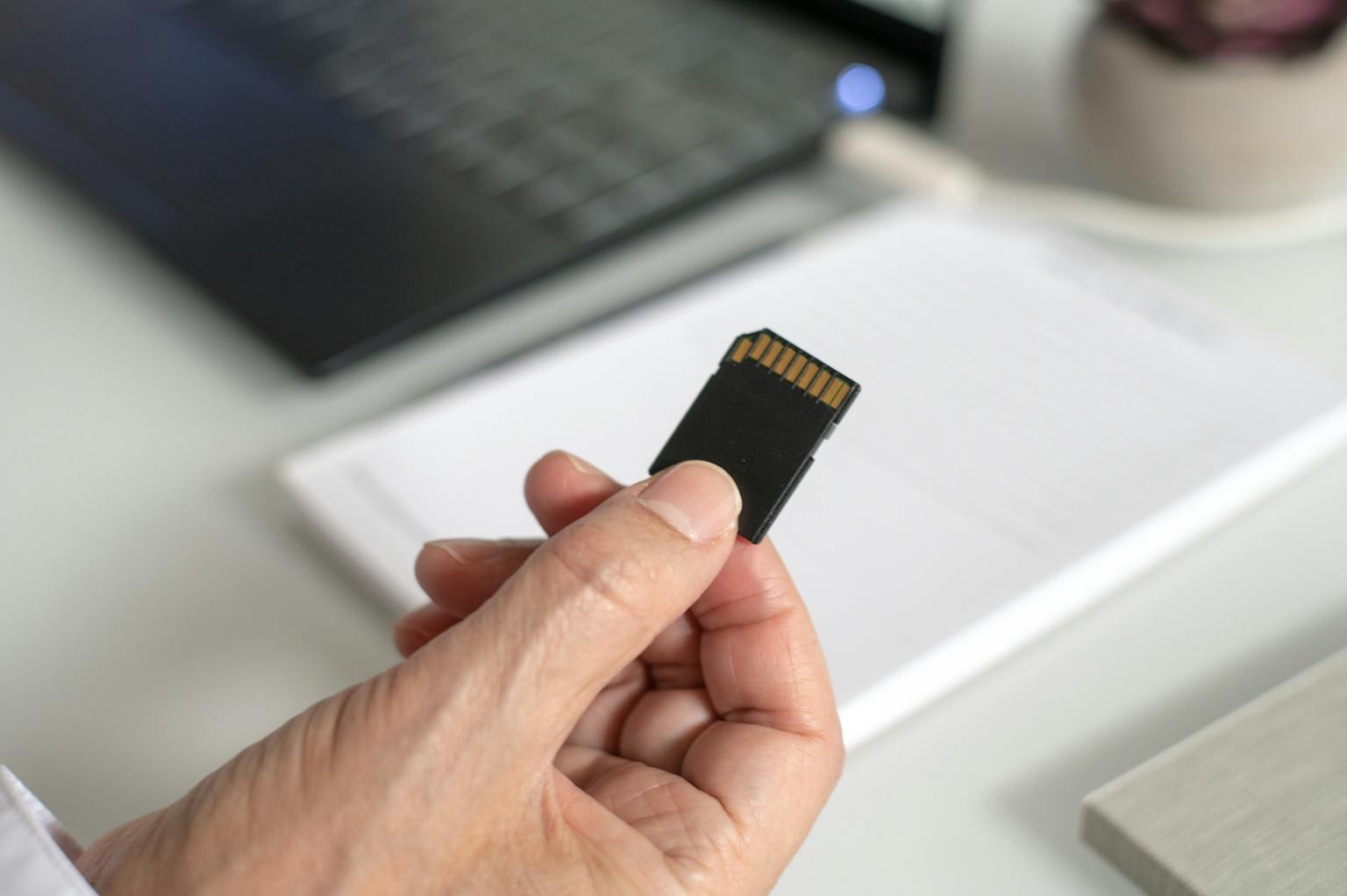Flash Drives: How They Work and Why You Need Them